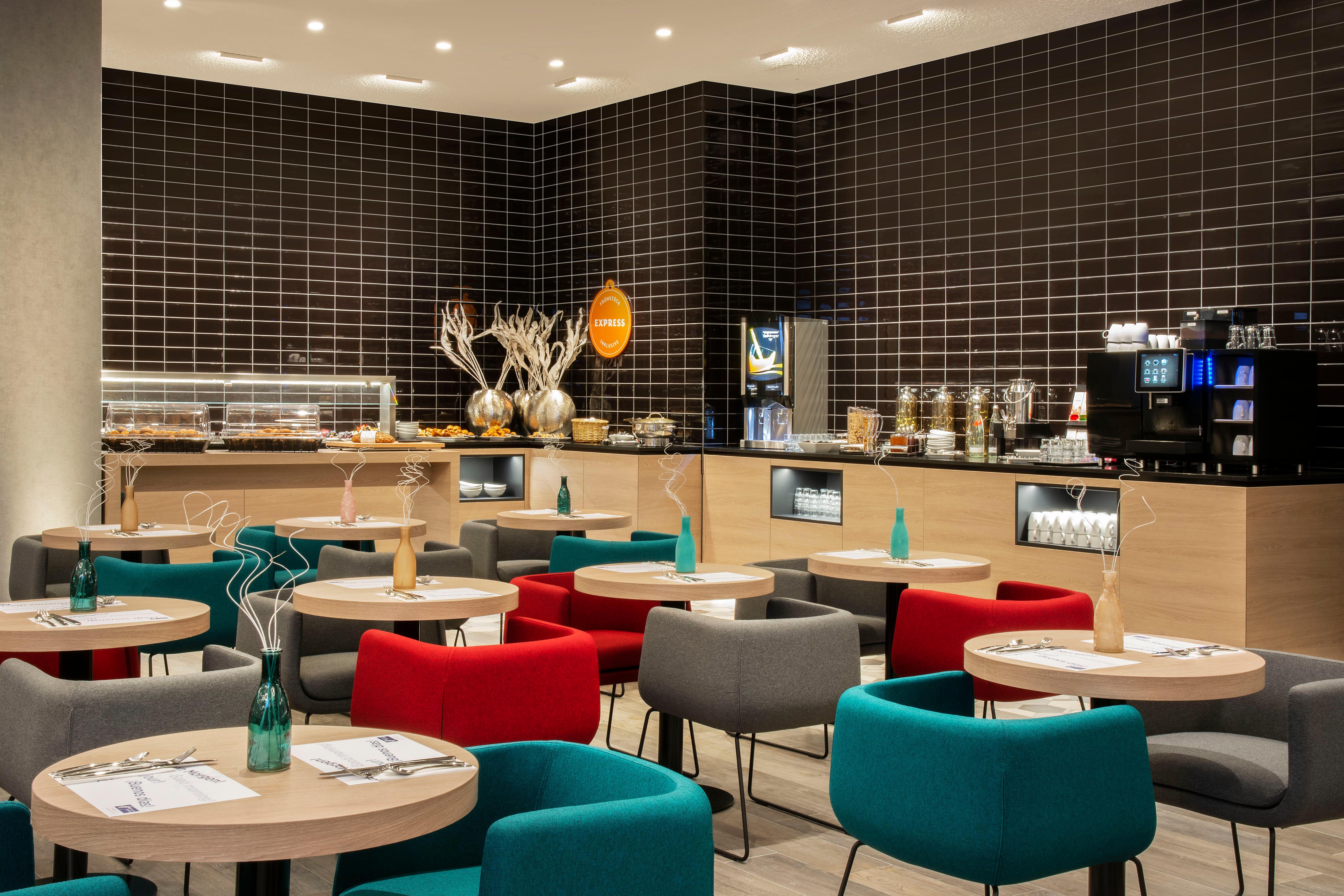 Holiday Inn Express Stuttgart-Waiblingen By Ihg Exterior foto